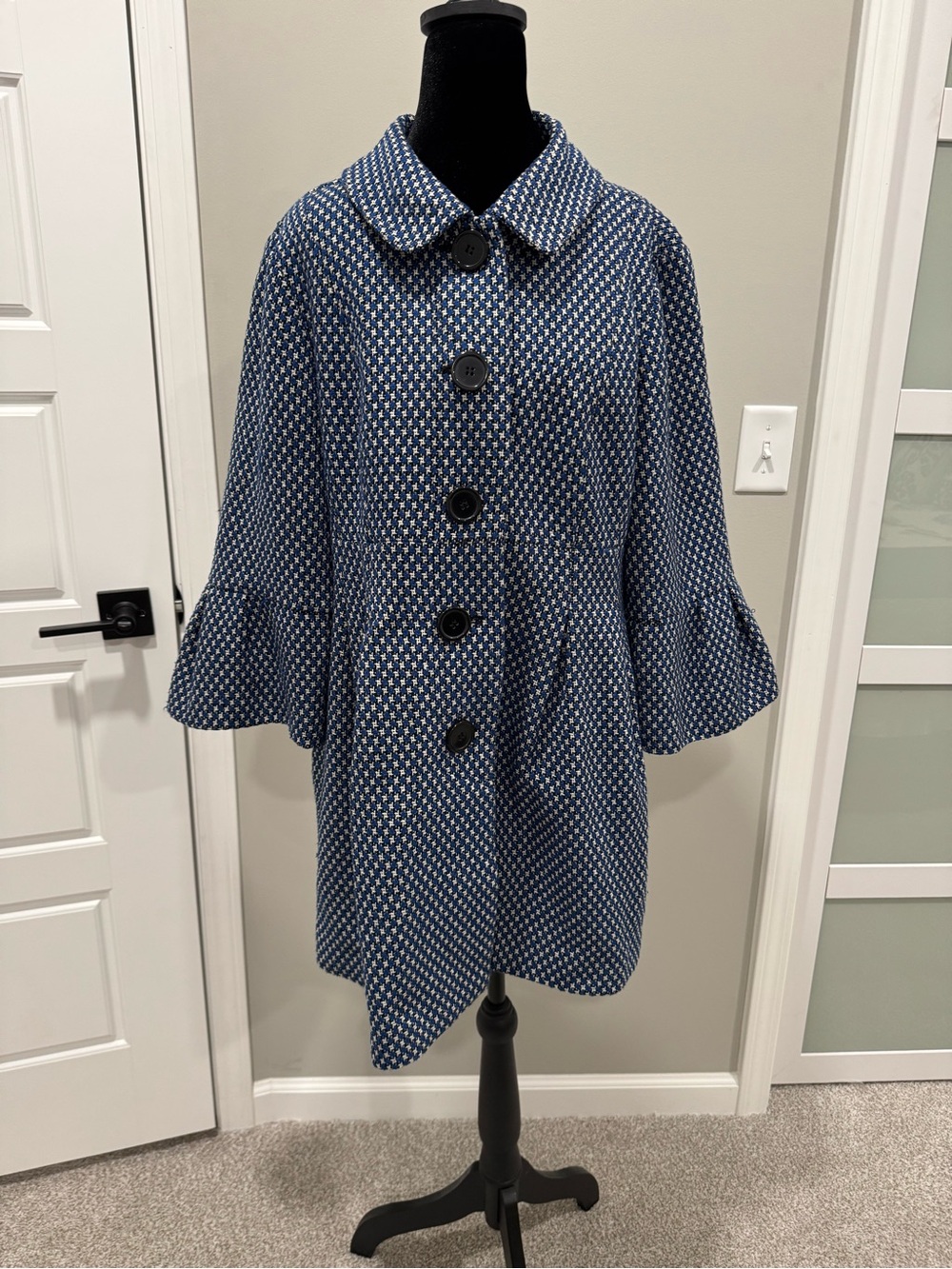 AB Studio Vintage 90’s Black/blue Labeled Women's Jacket
